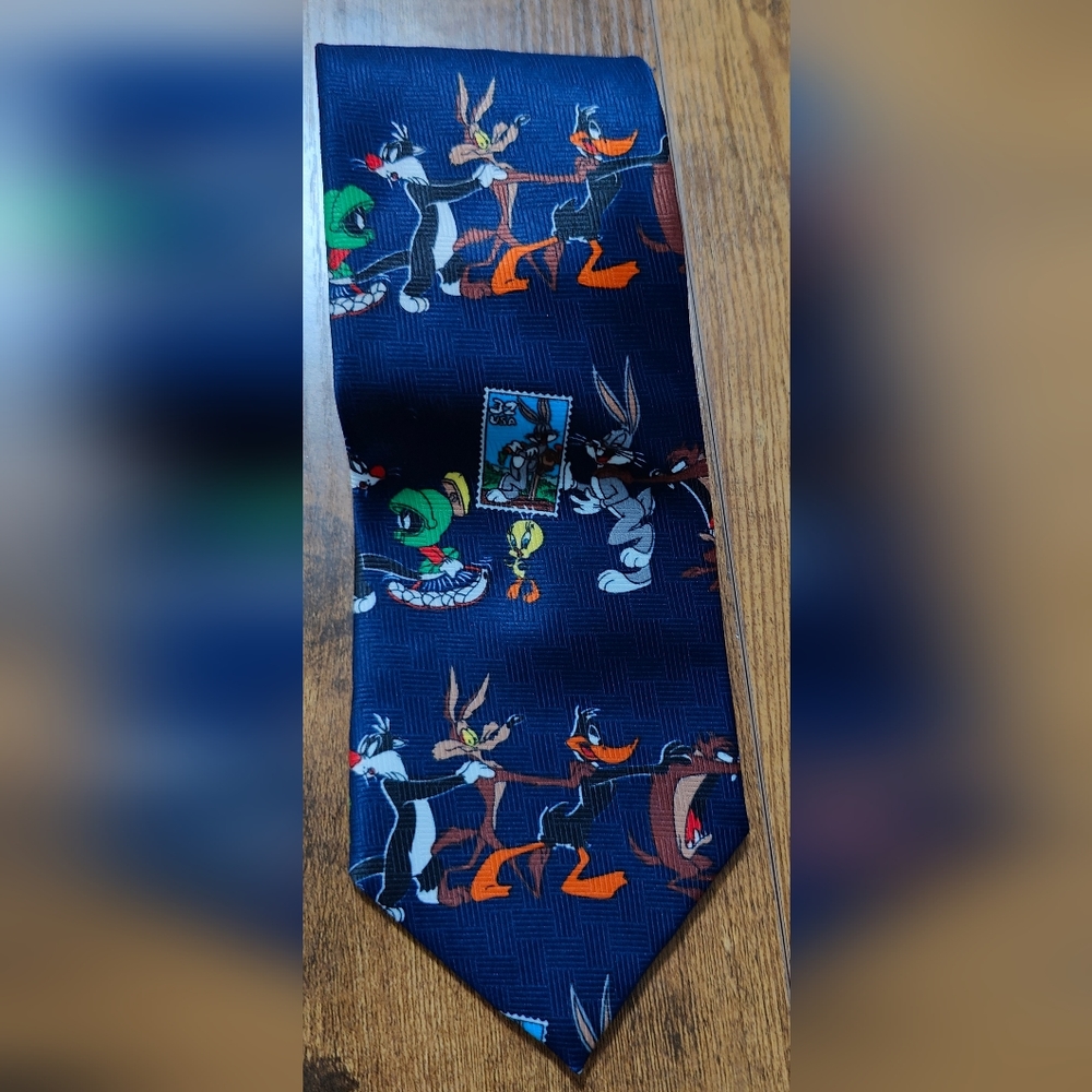 Lonely Tunes Stamp Collection Warner Bros. 1997 Vintage Tie